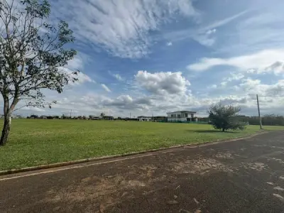 Dos lotes en venta en costa del Lago, Hernandarias 2