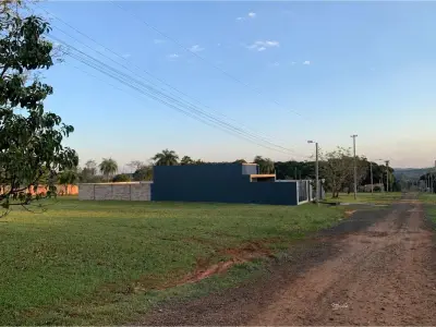 Dois lotes juntos à venda em Caaguazú 2