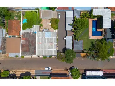 Dois salões comerciais à venda em San Miguel 3