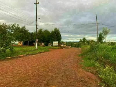 Dos terrenos en venta en Presidente Franco, km 9 Monday 3
