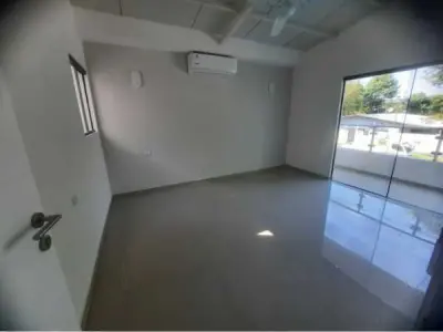 Duplex novo a 1 quadra do lago em San Bernardino 2