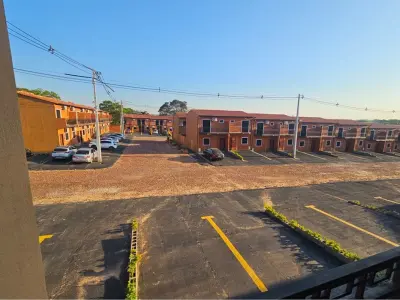 Dúplex novo para alugar no Condominio Mediterráneo, Ñemby 4