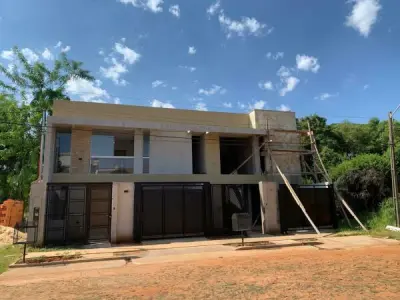 Duplex Novo em Luque, Zona Aeroporto — 3 quartos, Piscina 3