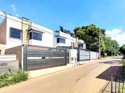 Dúplex a estrenar en venta en Laurelty, Luque 4