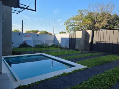 Duplex novo à venda em Luque, Central 3
