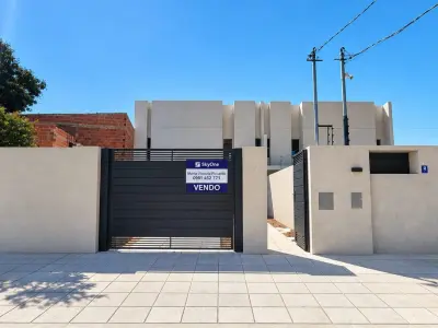 Duplex novo à venda em Maca-I, Luque 2