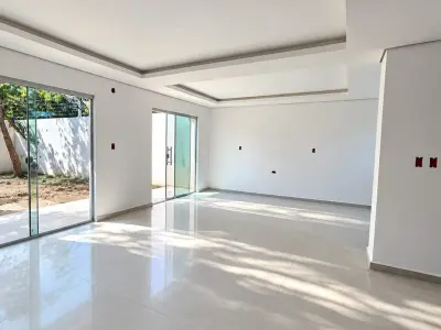 Duplex novo à venda em Maca-I, Luque 3