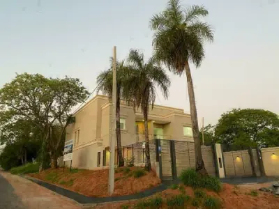 Dúplex a estrenar en venta en Mbachio, Lambaré 2