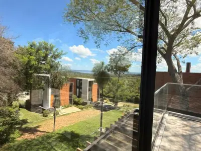 Duplex com vista ao lago à venda em San Bernardino, Cordillera 3