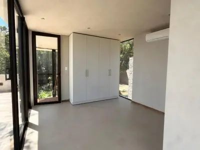 Duplex com vista ao lago à venda em San Bernardino, Cordillera 4