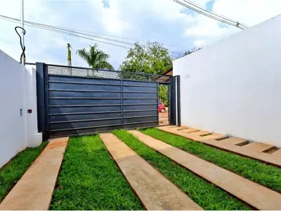 Dúplex de 1 planta en venta en Luque, Ykua Dure 3