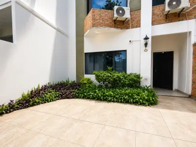 Duplex de 3 quartos para alugar em Mbachío, Lambaré 2