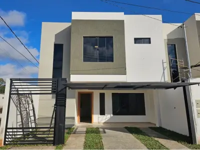 Dúplex de 3 dormitorios en venta en Alto Pinar, Luque 4