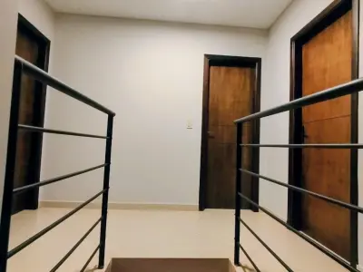 Dúplex de 3 dormitorios en venta en Barrio Boquerón 2 4