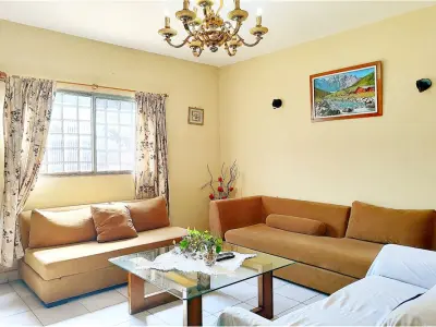 Dúplex de 3 dormitorios en venta en Lambaré 2