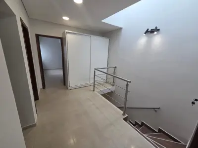 Duplex de 3 dormitórios à venda em San Vicente 3