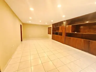 Duplex para alugar em Madame Lynch, Assunção 3