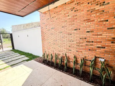 Dúplex en venta con piscina en Cuarto Barrio, Luque 3