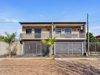 Duplex à venda com piscina em Lambaré, Santa Lucía 2