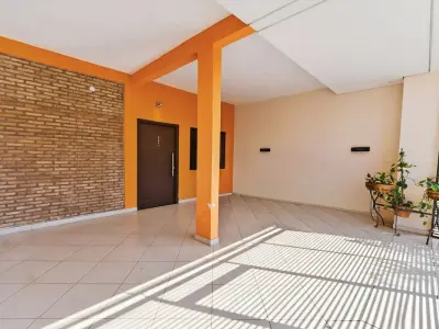 Duplex à venda com piscina em Lambaré, Santa Lucía 4