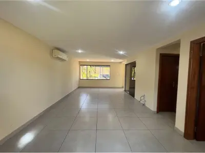 Dúplex en venta en barrio cerrado Boulevard Jardines, Luque 3
