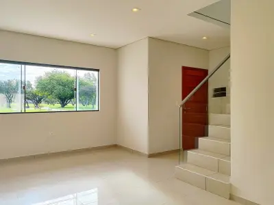 Duplex for sale in gated community Pilar del Norte, Limpio 4