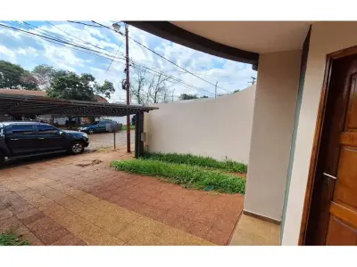 Duplex à venda em Cambyretá, bairro Carmelitas 4