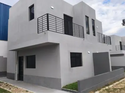 Dúplex à venda no Condominio Camalote, Mariano Roque Alonso 2