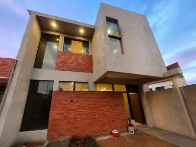 Duplex à venda em Lambaré, San Roque González 4