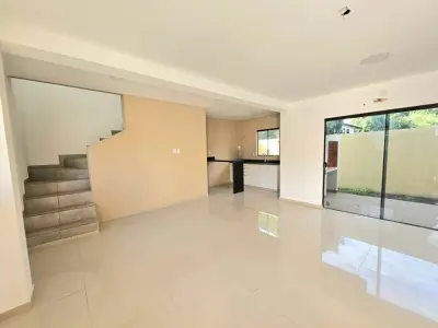 Dúplex à venda em Luque, 3 dormitórios, novo 3