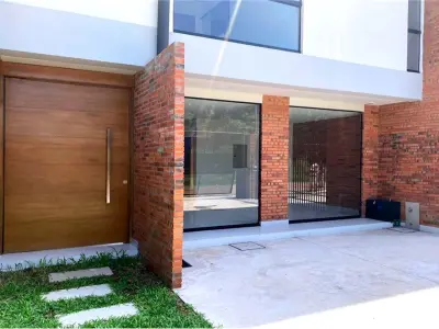 Duplex à venda em Luque, Loma Merlo 3