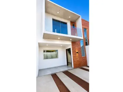 Duplex for sale in Maka'i, Luque, 3 bedrooms 2