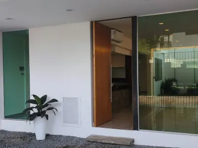 Dúplex en venta en Orilla del Campo Grande, Fernando de la Mora — 3 dormitorios 2