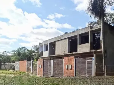 Dúplex en venta en Zárate Isla, Luque 3