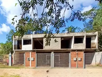 Dúplex en venta en Zárate Isla, Luque 4