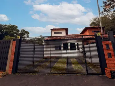 Duplex for sale in Zárate Isla, Luque 2