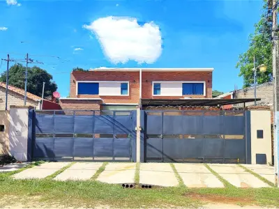 Dúplex minimalista en venta en Mariano Roque Alonso 3