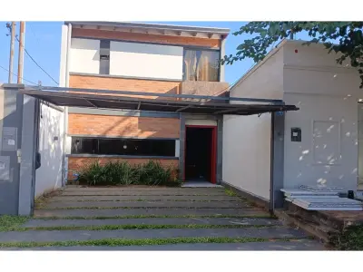 Dúplex moderno estilo industrial en venta en San Lorenzo 3