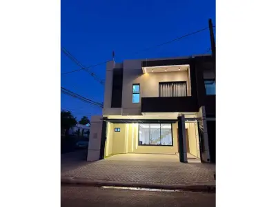 Dúplex nuevo a estrenar en venta en Encarnación, Itapúa 2