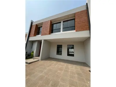 Duplex pareado novo à venda em Luque, Loma Merlo 3