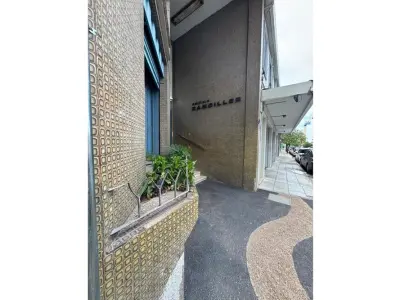 Edificio Canciller en venta en La Encarnación, Asunción 2