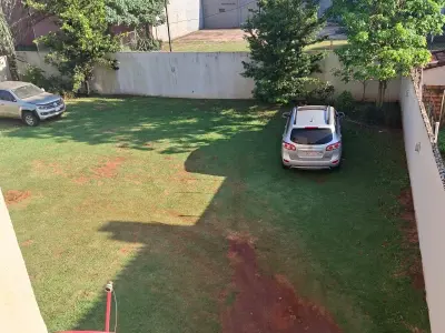 Edifício comercial à venda no Centro de Minga Guazú 2