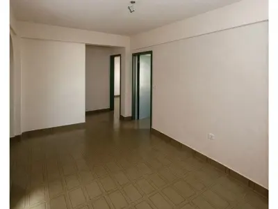 Edifício comercial à venda em Pettirossi, Assunção 4