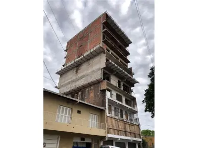 Edifício comercial à venda em Pettirossi, Assunção 4