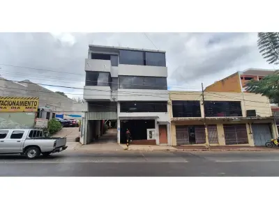 Edifício comercial à venda em San Roque, Assunção 3