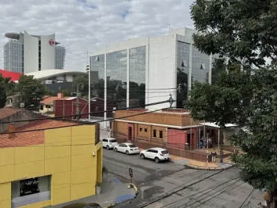Edifício corporativo para alugar em Villa Morra, Assunção 3