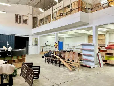 Edifício corporativo à venda em La Encarnación, Assunção 4
