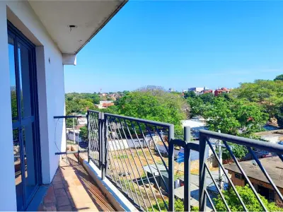Four-story building for sale in San Vicente, Asunción 4