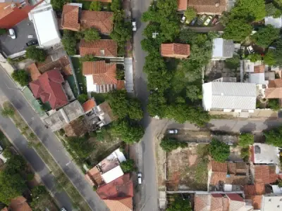 Corner Building for Sale – Salvador del Mundo, Asunción 4