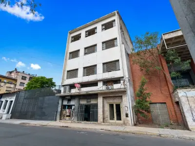 Edifício à venda com 25 suítes e 2 lojas no Centro 2
